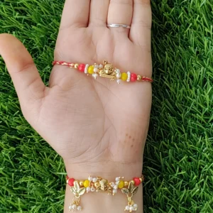 Radha Krishna thread set